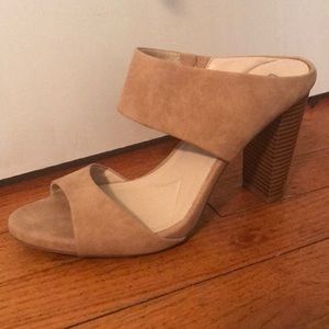 Jennifer Lopez Heels NWOT